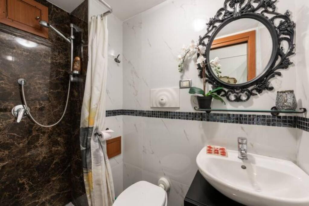 Apt 0 In The Historic Center Bari Luaran gambar